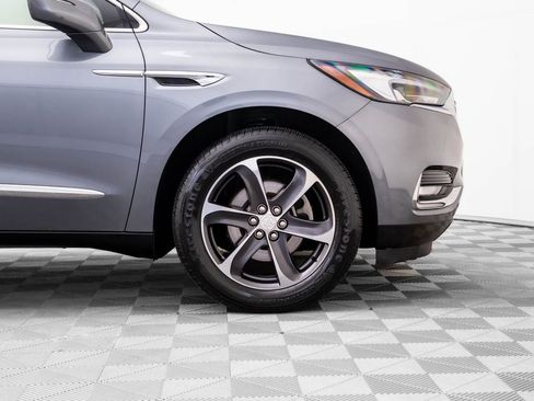 Used 2019 Buick Enclave Essence w/ LPO, Sport Appearance Package image 35