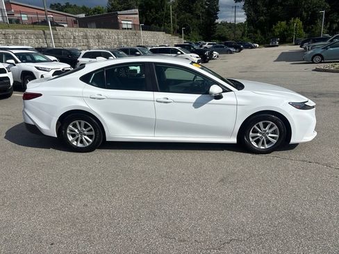 Used 2025 Toyota Camry LE w/ Convenience Package AWD/4WD image 4