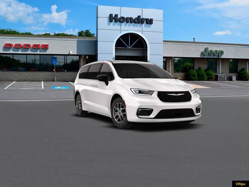 New 2026 Chrysler Pacifica Select image 16