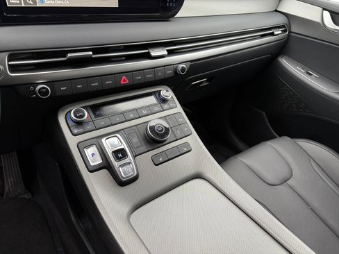 Used 2024 Hyundai Palisade SEL FWD image 13