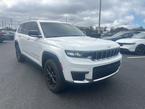 Used 2021 Jeep Grand Cherokee L Limited image 1
