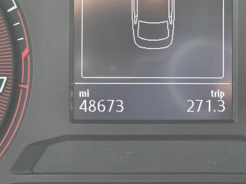Used 2021 Volkswagen Jetta R-Line w/ R-Line Cold Weather Package FWD image 6