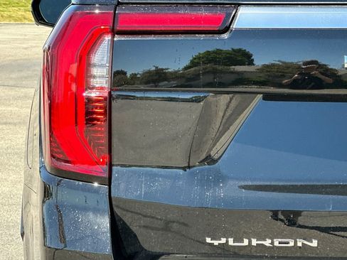 New 2026 GMC Yukon XL Denali AWD/4WD image 28