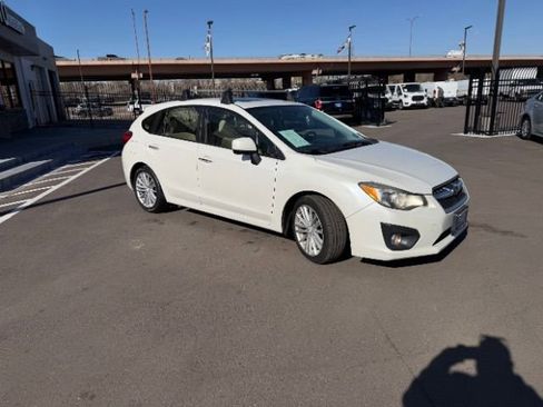 Used 2013 Subaru Impreza 2.0i Limited image 18