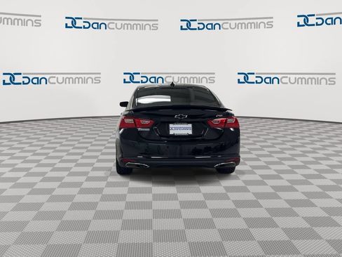 Used 2021 Chevrolet Malibu RS FWD image 7