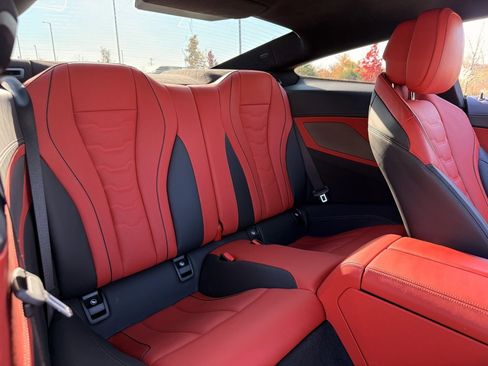 Used 2023 BMW M850i xDrive Coupe image 25