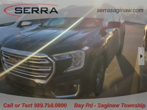 Used 2022 GMC Terrain SLT w/ Infotainment Package II image 1