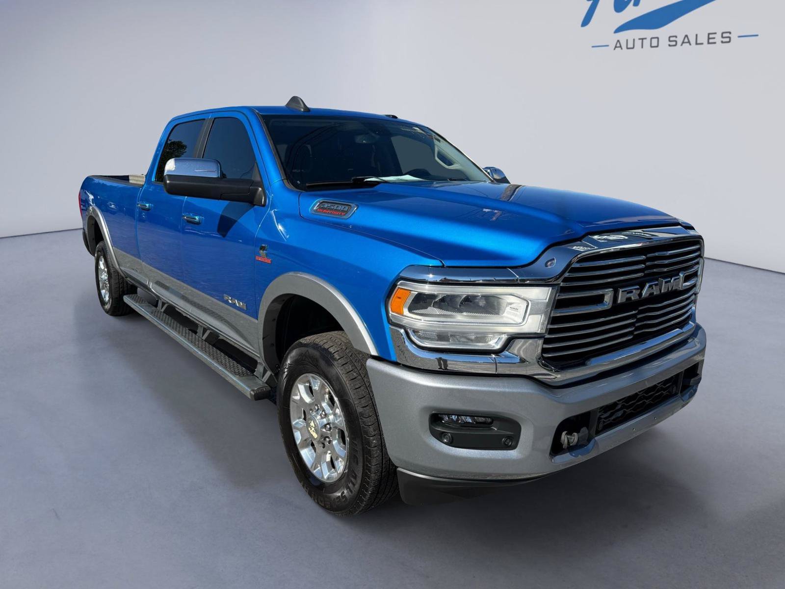 Used 2021 RAM 3500 Laramie AWD/4WD image 1