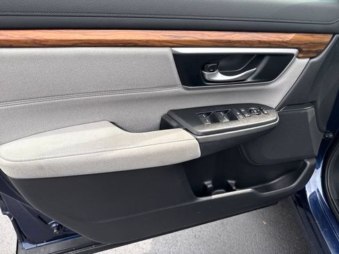 Used 2018 Honda CR-V EX image 9
