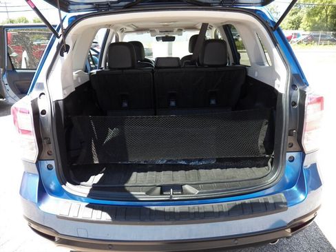 Used 2017 Subaru Forester 2.5i Touring AWD/4WD image 8