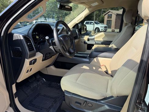 Used 2020 Ford F150 XLT w/ Equipment Group 302A Luxury AWD/4WD image 23