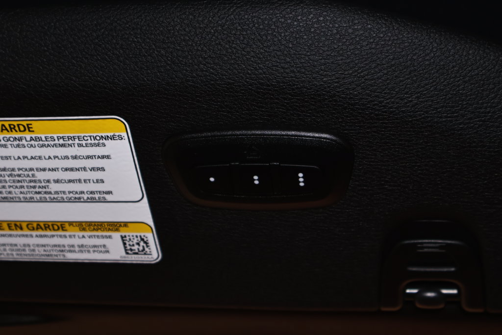 Used 2025 Jeep Wrangler Unlimited Sport AWD/4WD image 35