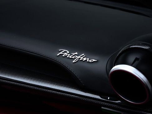 Used 2019 Ferrari Portofino image 42