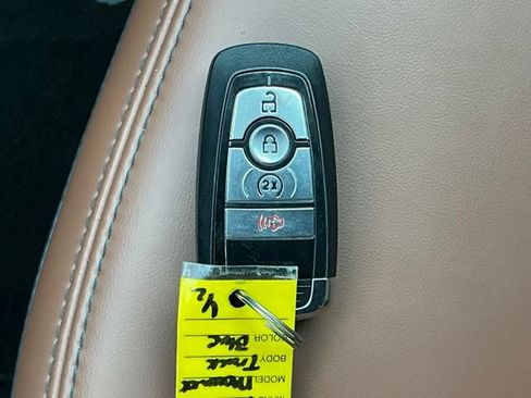 Used 2024 Ford Maverick Lariat AWD/4WD image 35