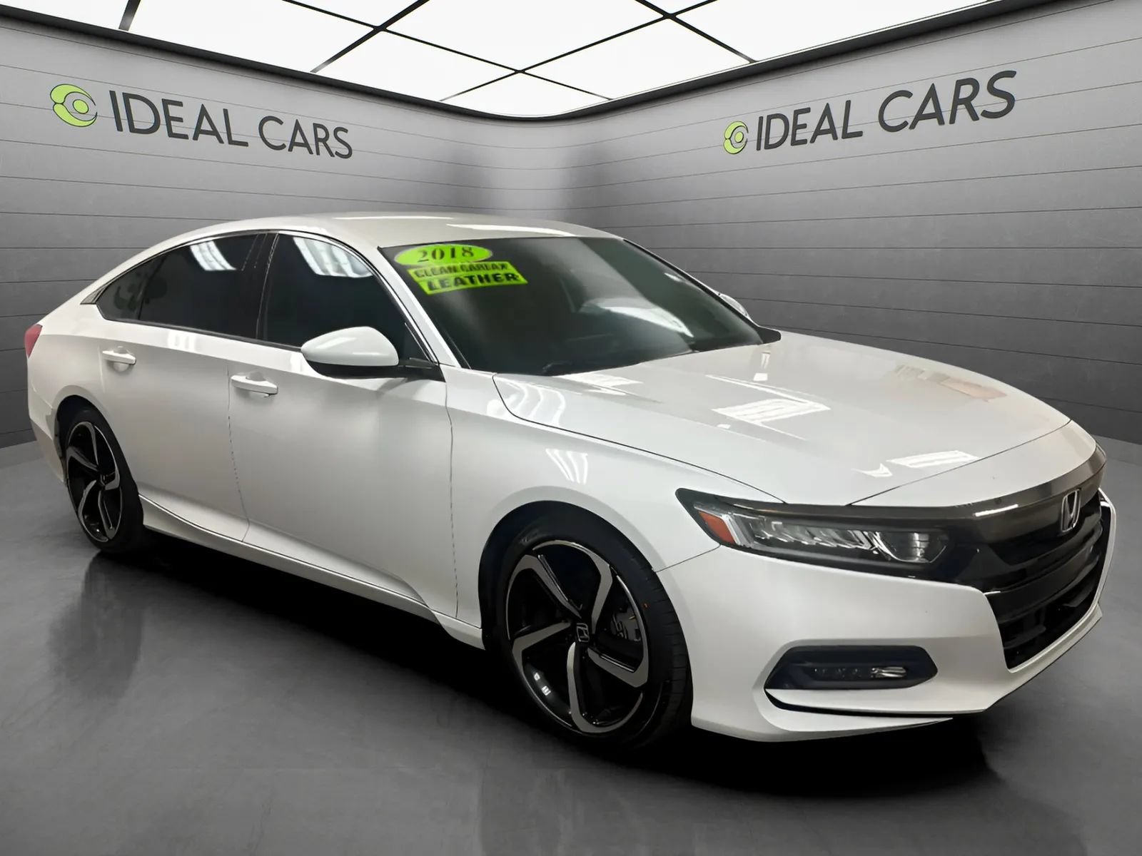 Used 2018 Honda Accord Sport image 3