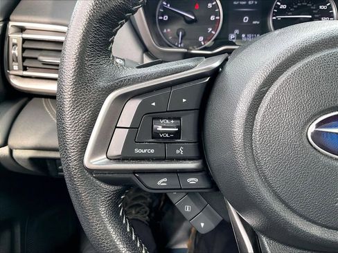 Used 2020 Subaru Outback Limited image 21