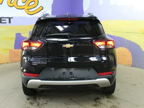 Used 2023 Chevrolet TrailBlazer LT w/ Convenience Package AWD/4WD image 7