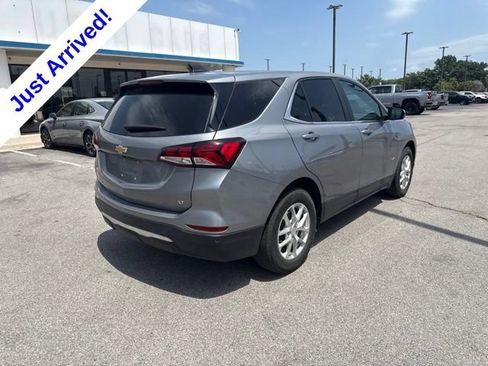 Used 2024 Chevrolet Equinox LT FWD image 3