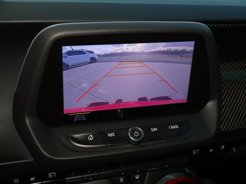 Used 2019 Chevrolet Camaro ZL1 image 29