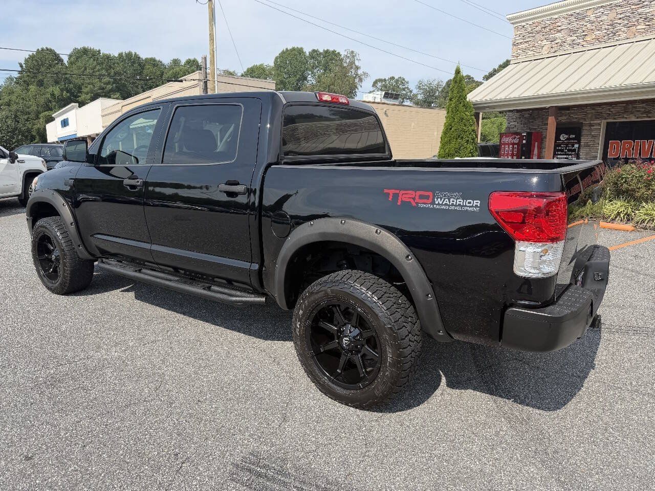 Used 2013 Toyota Tundra 4x4 CrewMax w/ TRD Rock Warrior Pkg image 9
