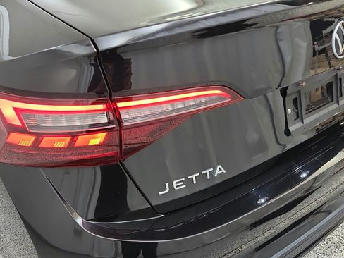 Used 2022 Volkswagen Jetta S w/ IQ.Drive Package FWD image 28