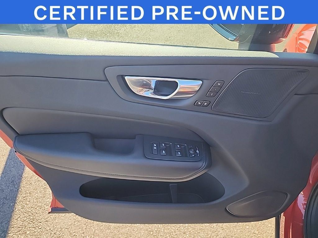 Certified 2023 Volvo XC60 B5 Plus w/ Protection Package Premier AWD/4WD image 10