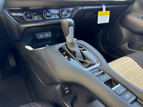 Certified 2027 Honda HR-V Sport image 26