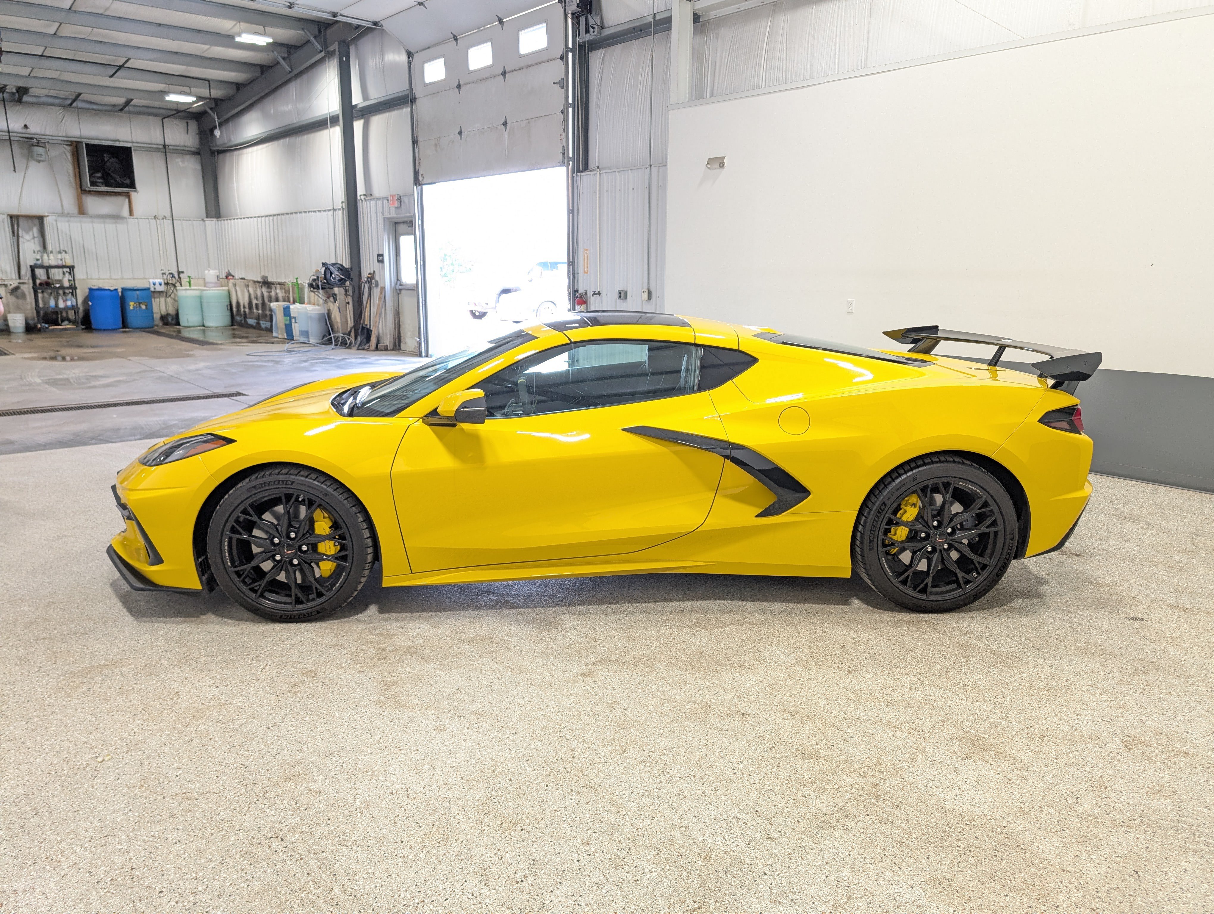 Used 2026 Chevrolet Corvette Stingray Premium Cpe w/ Z51 Performance Package RWD image 6