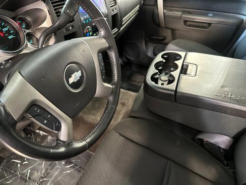 Used 2013 Chevrolet Silverado 1500 LT RWD image 12