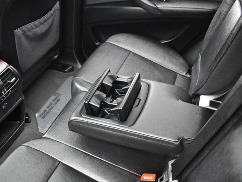 Used 2010 BMW X5 xDrive30i image 43