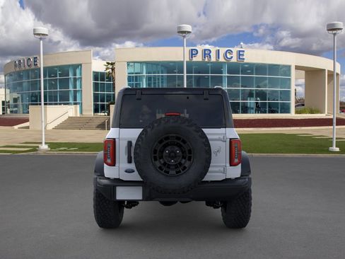 New 2026 Ford Bronco Badlands image 5