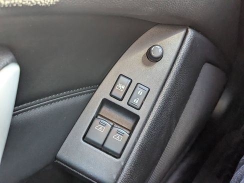 Used 2013 INFINITI G37 Journey w/ Premium Pkg image 10