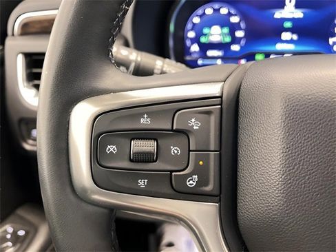 Certified 2024 Chevrolet Suburban Premier image 21