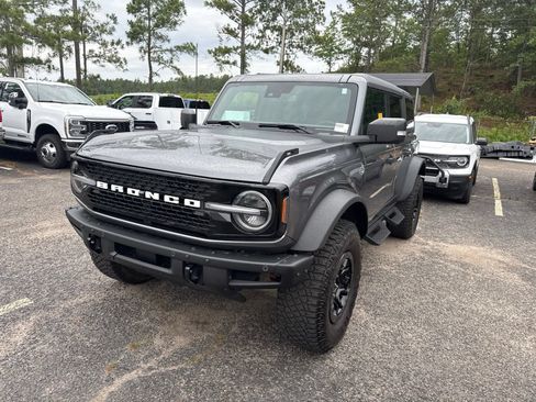 Used 2023 Ford Bronco Wildtrak AWD/4WD image 3