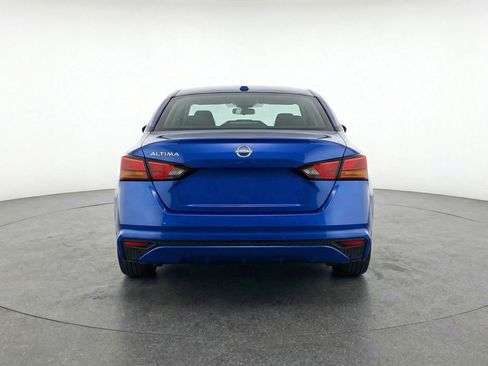 Used 2025 Nissan Altima 2.5 SV image 7