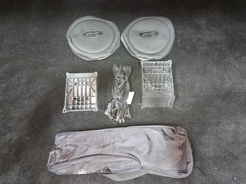 Used 2004 Land Rover Discovery S image 62