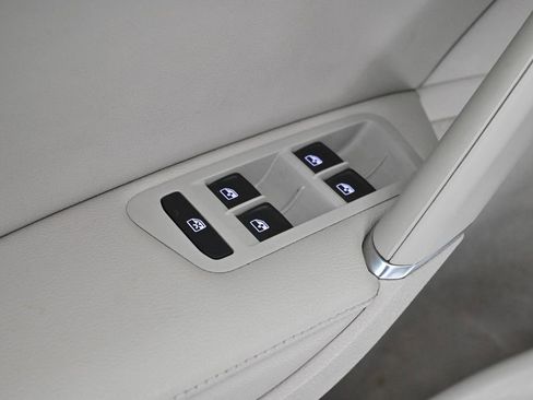 Used 2019 Volkswagen Golf Alltrack SE image 23