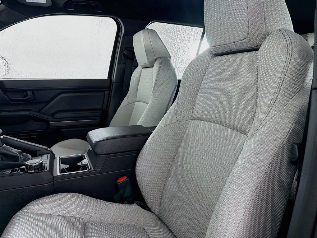 New 2026 Toyota 4Runner SR5 AWD/4WD image 32