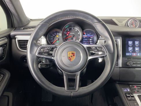 Used 2018 Porsche Macan Turbo w/ Premium Package Plus image 14