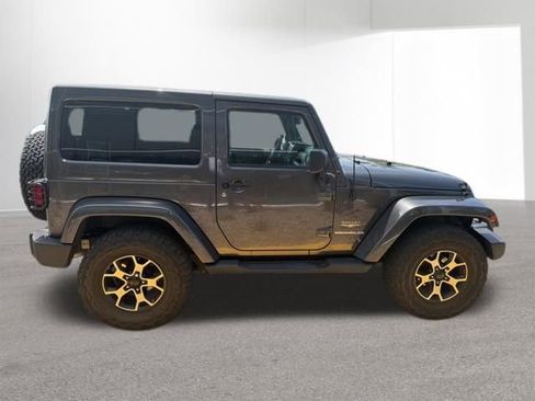 Used 2014 Jeep Wrangler Sahara w/ Connectivity Group AWD/4WD image 15