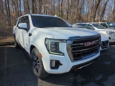 Used 2023 GMC Yukon XL AT4 w/ AT4 Premium Plus Package image 2