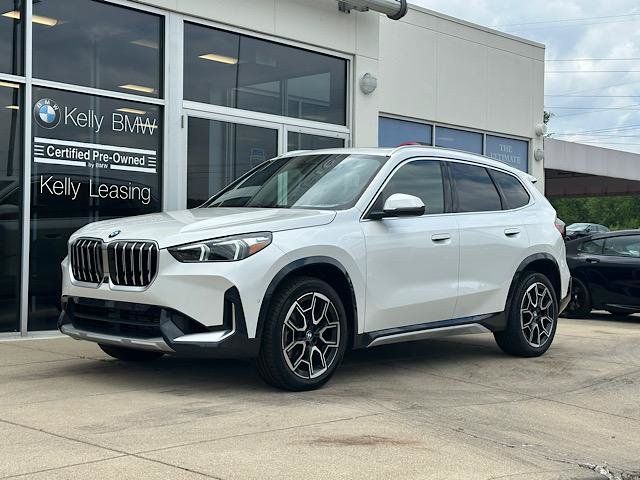 Used 2025 BMW X1 xDrive28i w/ Premium Package AWD/4WD image 4