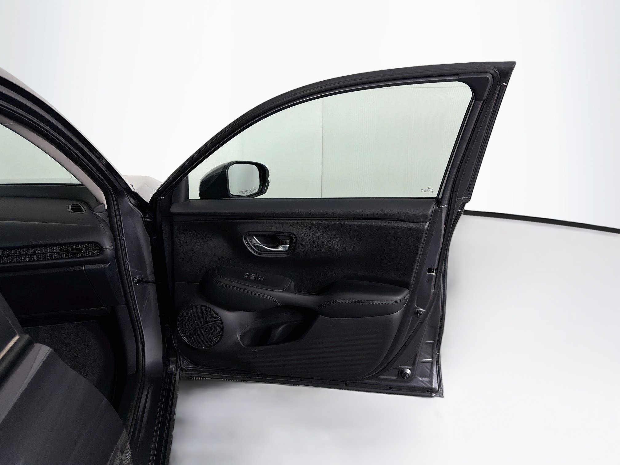 Used 2026 Honda HR-V LX image 30