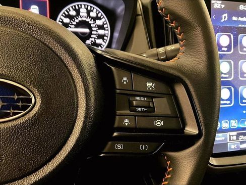 Used 2024 Subaru Crosstrek 2.5i Limited w/ Crosstrek Mirror Package image 18