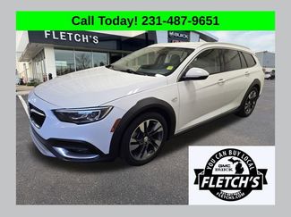Used 2018 Buick Regal Preferred w/ Sights and Sounds Package 360° Tour