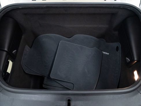 Used 2018 Porsche 911 Carrera RWD image 8