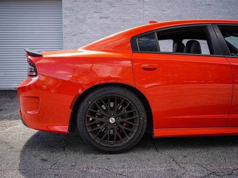 Used 2017 Dodge Charger R/T Scat Pack w/ Beats Audio Group image 15