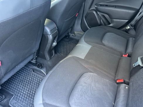 Used 2023 Jeep Renegade Trailhawk AWD/4WD image 11