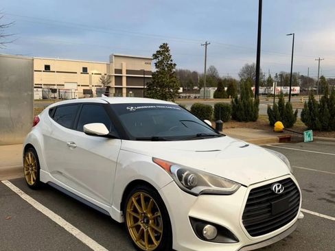 Used 2014 Hyundai Veloster Turbo image 6