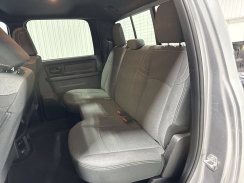 Used 2024 RAM 3500 Tradesman w/ Chrome Appearance Group AWD/4WD image 26